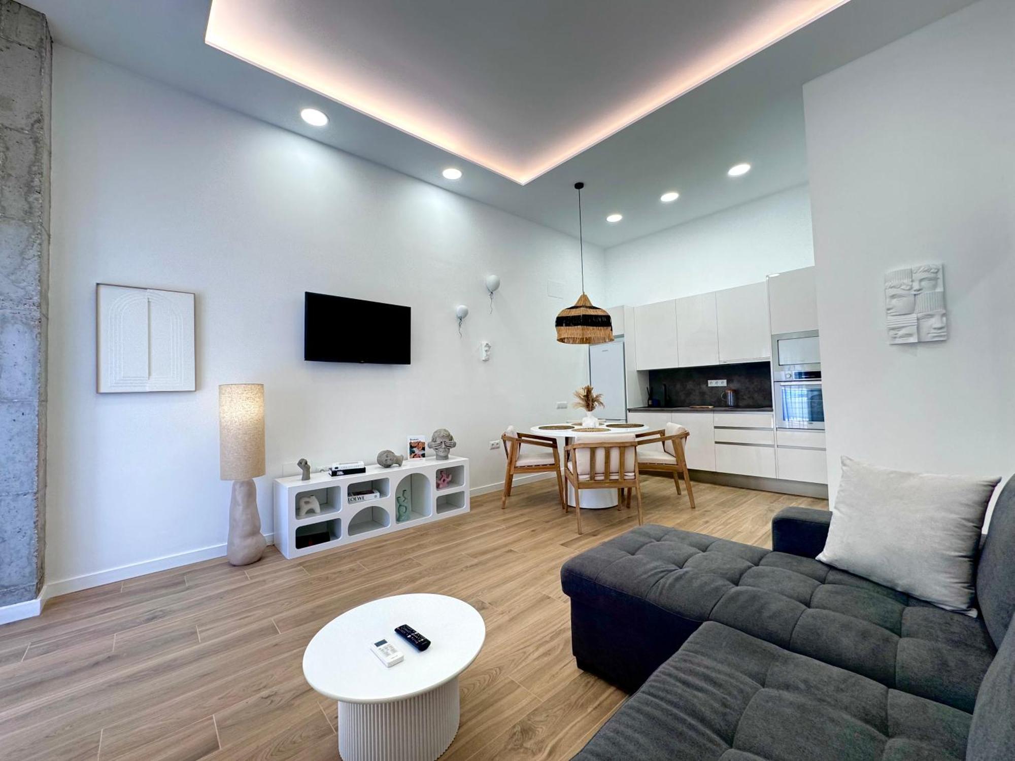 Playa El Palo Apartment Malaga Bagian luar foto