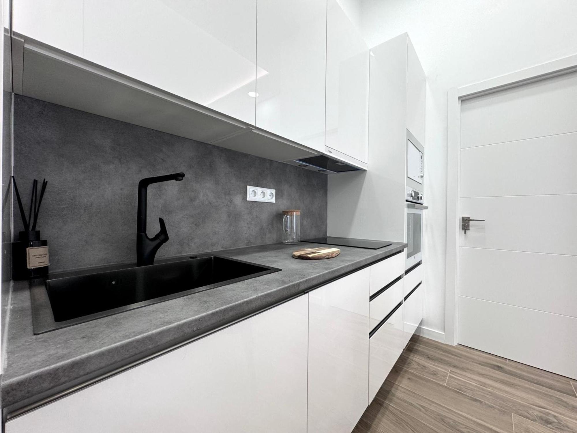 Playa El Palo Apartment Malaga Bagian luar foto